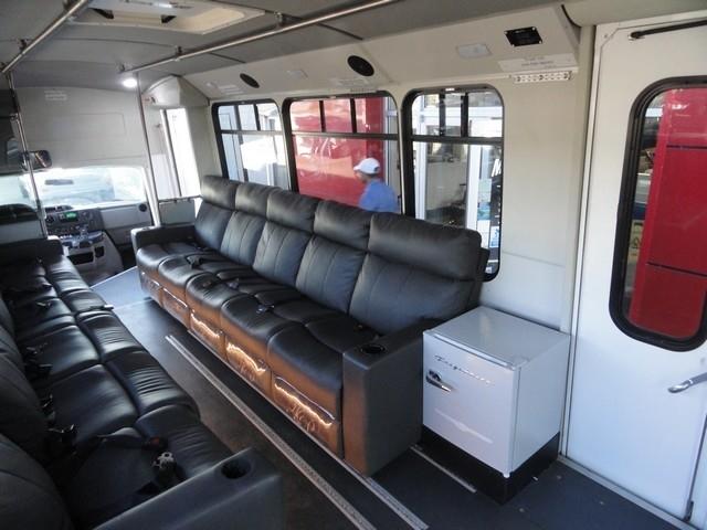 Ford E-Series Cutaway E-450 DRW 158" WB 2018