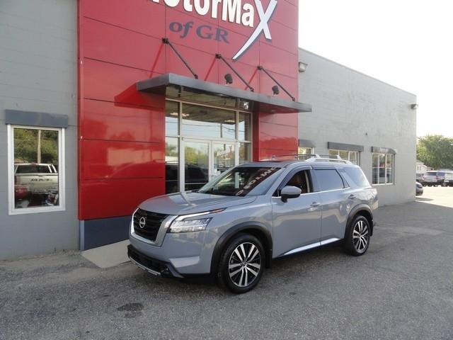 Nissan Pathfinder Platinum 4WD 2023