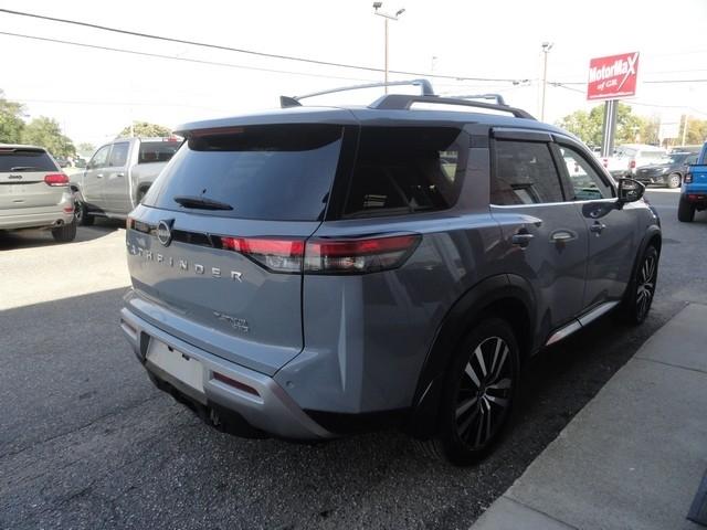 Nissan Pathfinder Platinum 4WD 2023