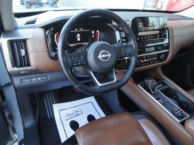 Nissan Pathfinder Platinum 4WD 2023