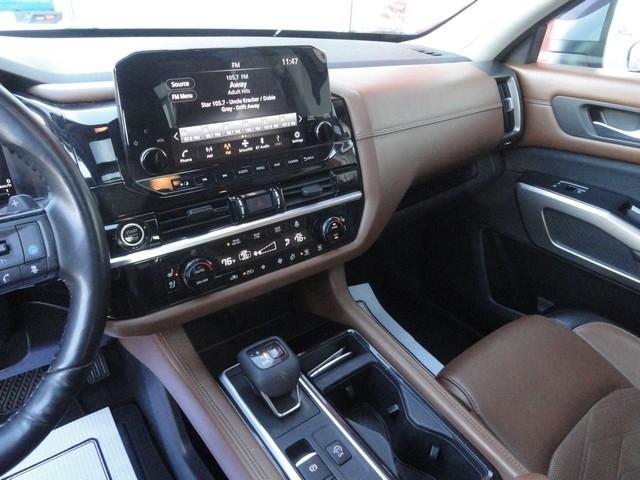 Nissan Pathfinder Platinum 4WD 2023