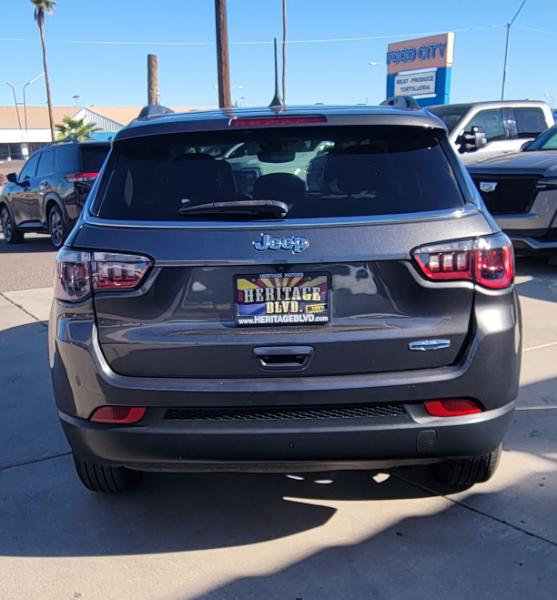 Jeep Compass Latitude FWD 2022