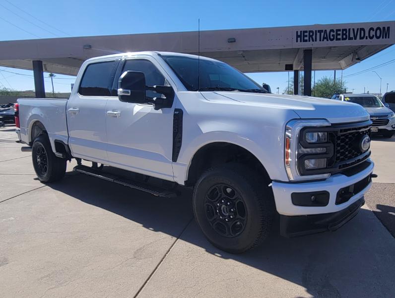 Ford F-250 SD XL Crew Cab 4WD 2023