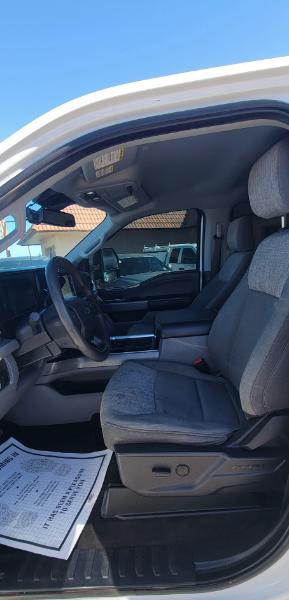 Ford F-250 SD XL Crew Cab 4WD 2023