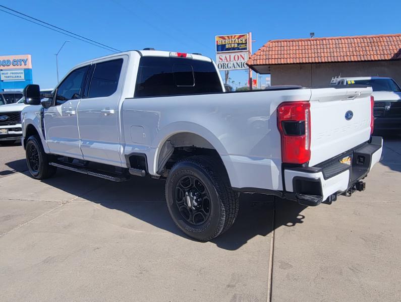 Ford F-250 SD XL Crew Cab 4WD 2023