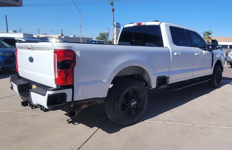Ford F-250 SD XL Crew Cab 4WD 2023