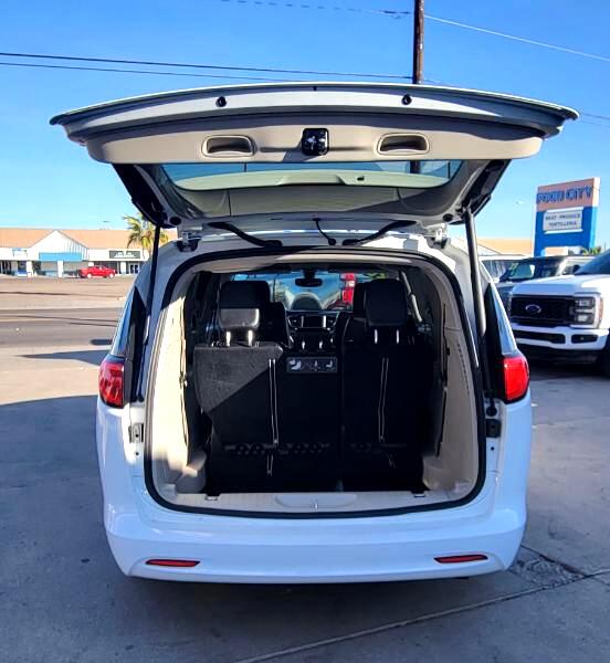 Chrysler Voyager LXI 2020