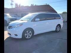 2014 Toyota Sienna 