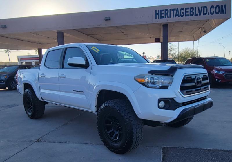 Toyota Tacoma SR5 Double Cab Long Bed V6 6AT 2WD 2017