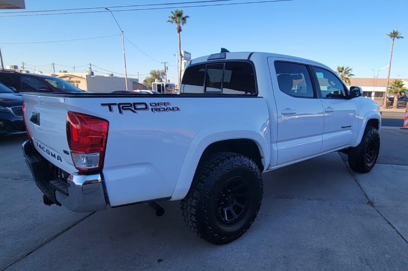 Toyota Tacoma SR5 Double Cab Long Bed V6 6AT 2WD 2017