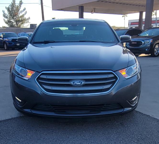 Ford Taurus SEL FWD 2018