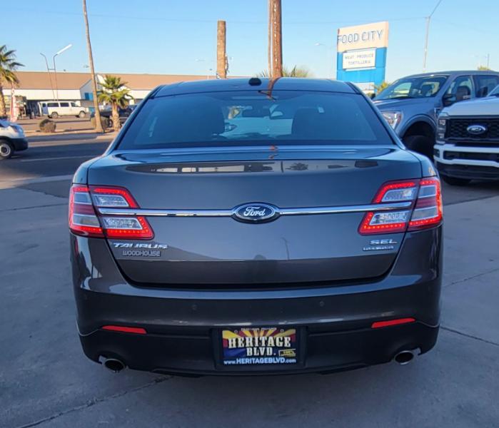 Ford Taurus SEL FWD 2018
