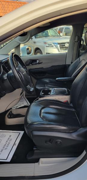 Chrysler Pacifica Touring-L 2021