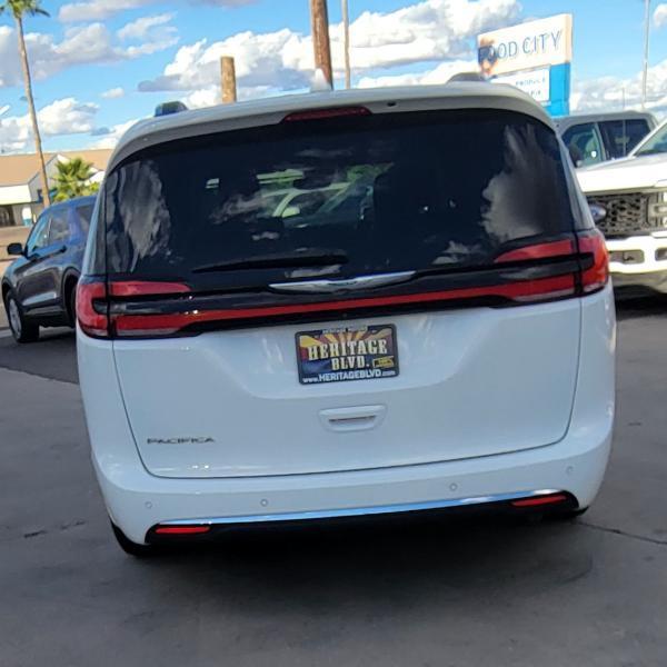 Chrysler Pacifica Touring-L 2021