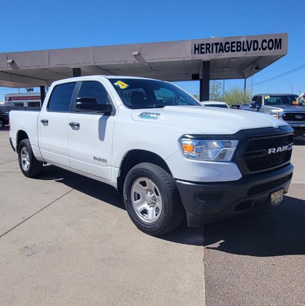RAM 1500 Tradesman Crew Cab SB 4WD 2021