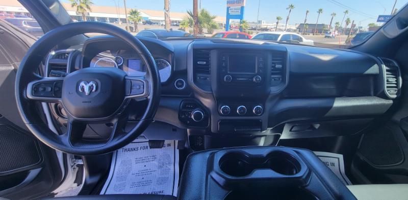 RAM 1500 Tradesman Crew Cab SB 4WD 2021