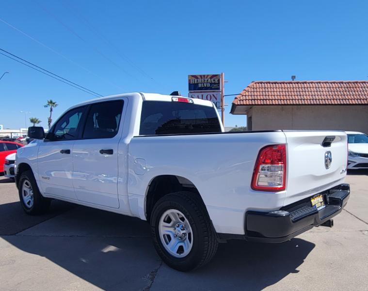 RAM 1500 Tradesman Crew Cab SB 4WD 2021