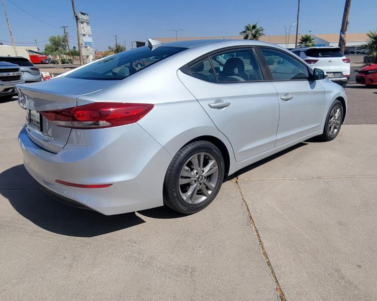 Hyundai Elantra Limited 2018