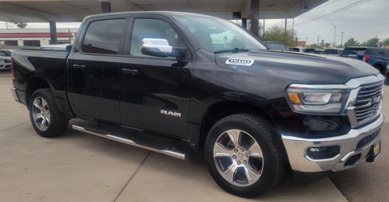 RAM 1500 Laramie Crew Cab SWB 4WD 2023