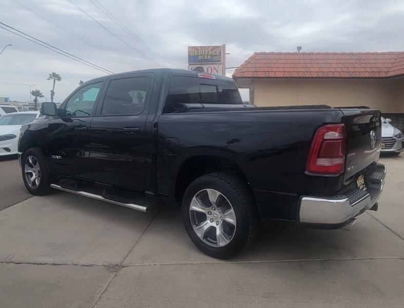 RAM 1500 Laramie Crew Cab SWB 4WD 2023