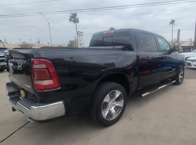 RAM 1500 Laramie Crew Cab SWB 4WD 2023
