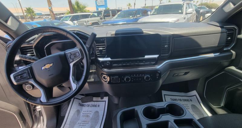 Chevrolet Silverado 1500 LT Crew Cab 2WD 2025