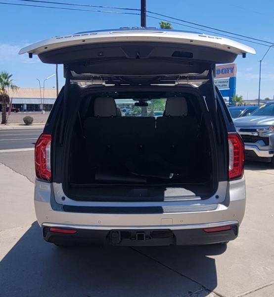GMC Yukon XL SLT 4WD 2021