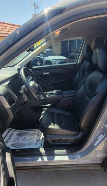 Nissan Rogue SL AWD 2025