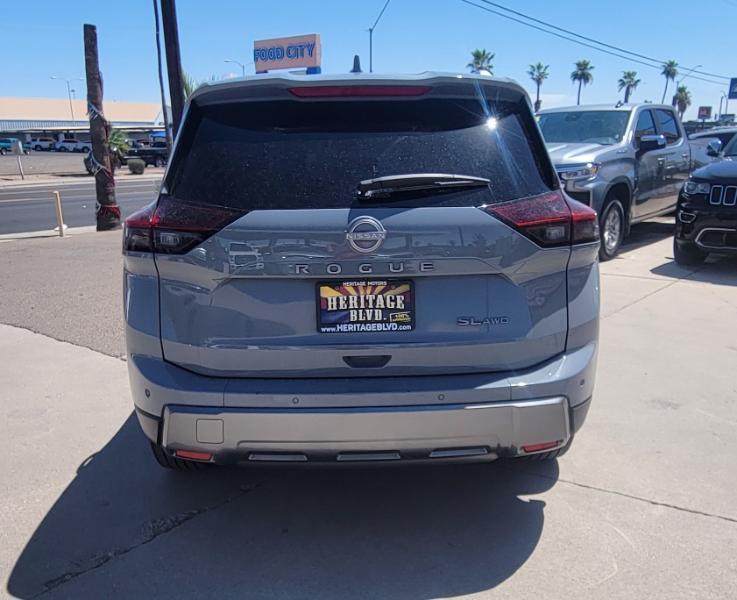 Nissan Rogue SL AWD 2025