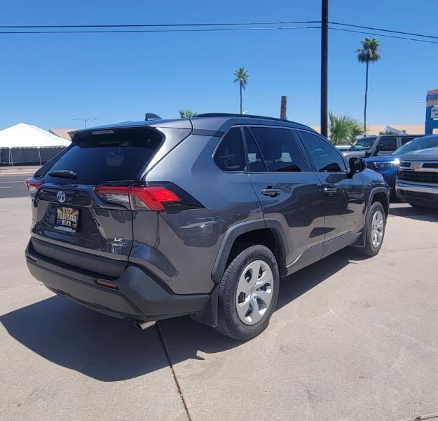 Toyota RAV4 LE AWD 2021