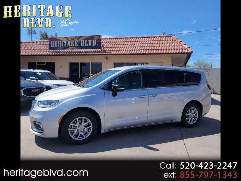 Chrysler Pacifica Touring L 2024
