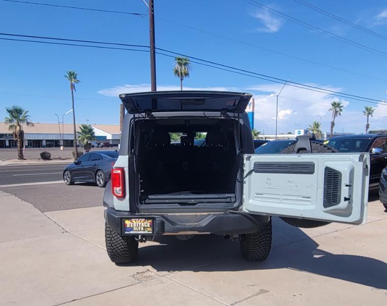 Ford Bronco Base 4-Door w/Advanced 2023