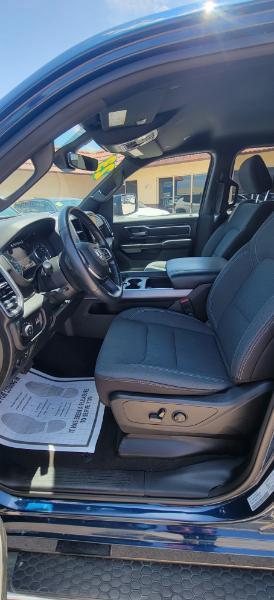 RAM 1500 Big Horn Crew Cab SWB 4WD 2023