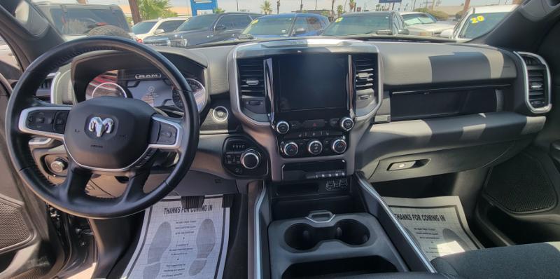 RAM 1500 Big Horn Crew Cab SWB 4WD 2023
