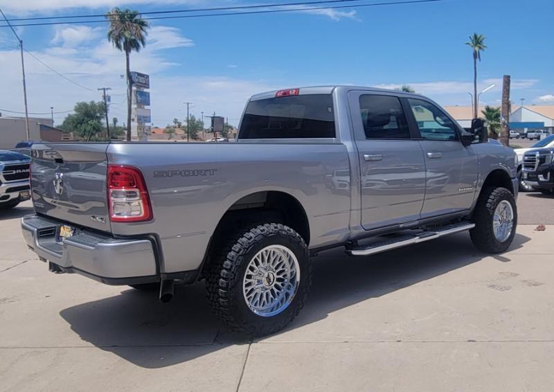 RAM 2500 Tradesman Crew Cab SWB 4WD 2024
