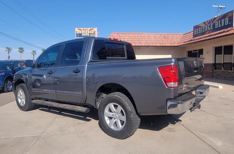 Nissan Titan S Crew Cab 4WD 2014