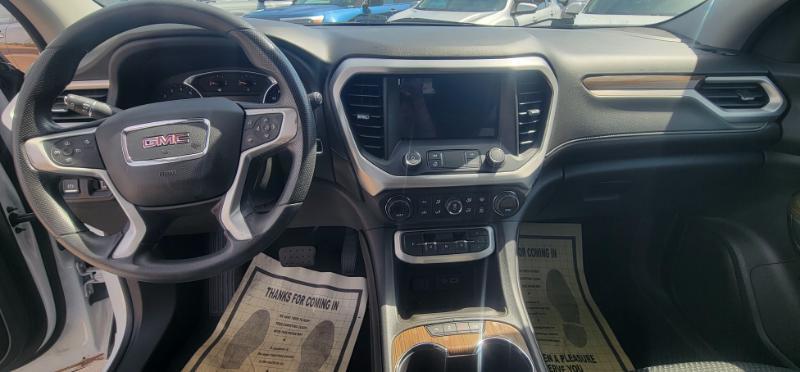 GMC Acadia SLE 2022