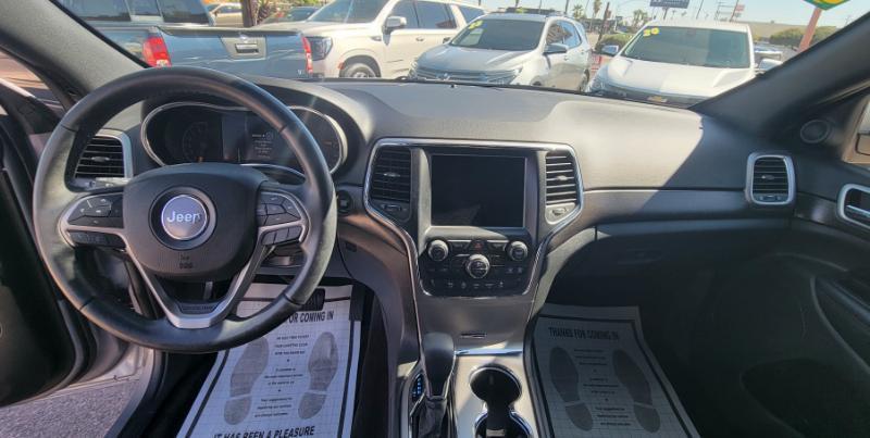 Jeep Grand Cherokee Laredo 4WD 2018