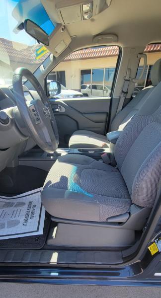 Nissan Frontier S Crew Cab 6MT 2WD 2019