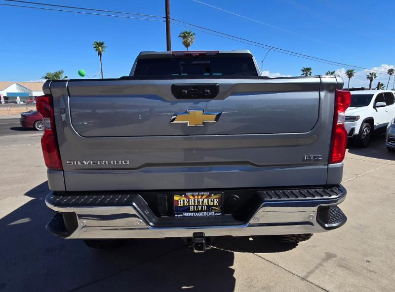 Chevrolet Silverado 1500 LTZ Crew Cab 4WD 2024