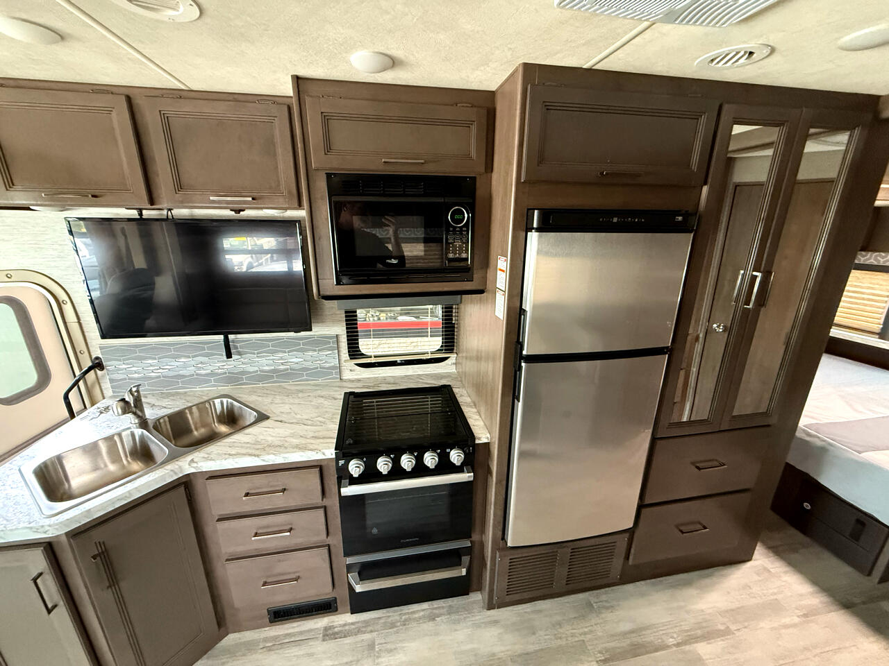 Thor Motor Coach Freedom Traveler  2021 Thor Motor Coach Freedom Traveler  2021