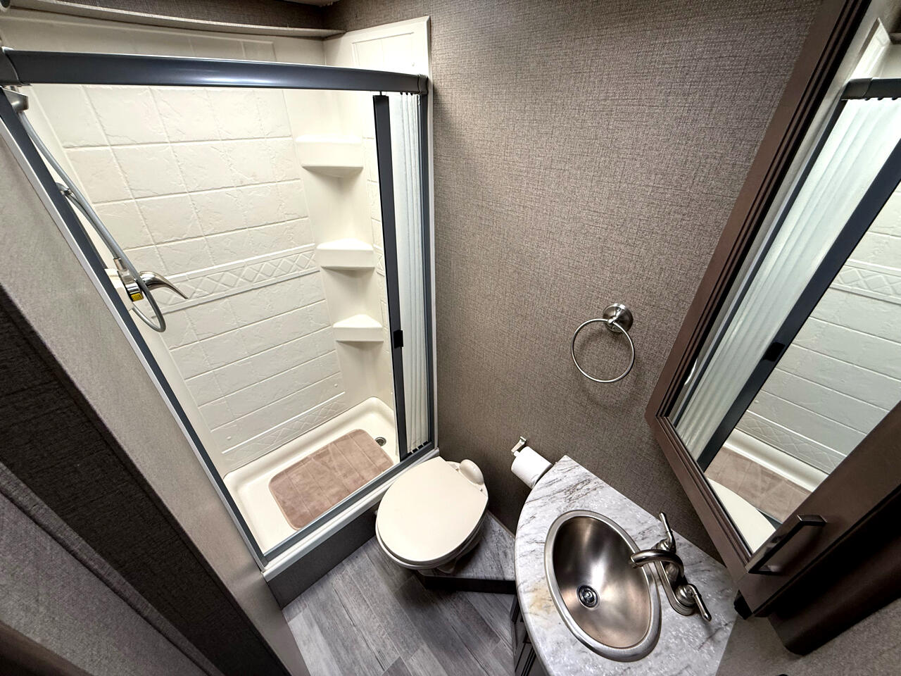 Thor Motor Coach Freedom Traveler  2021 Thor Motor Coach Freedom Traveler  2021