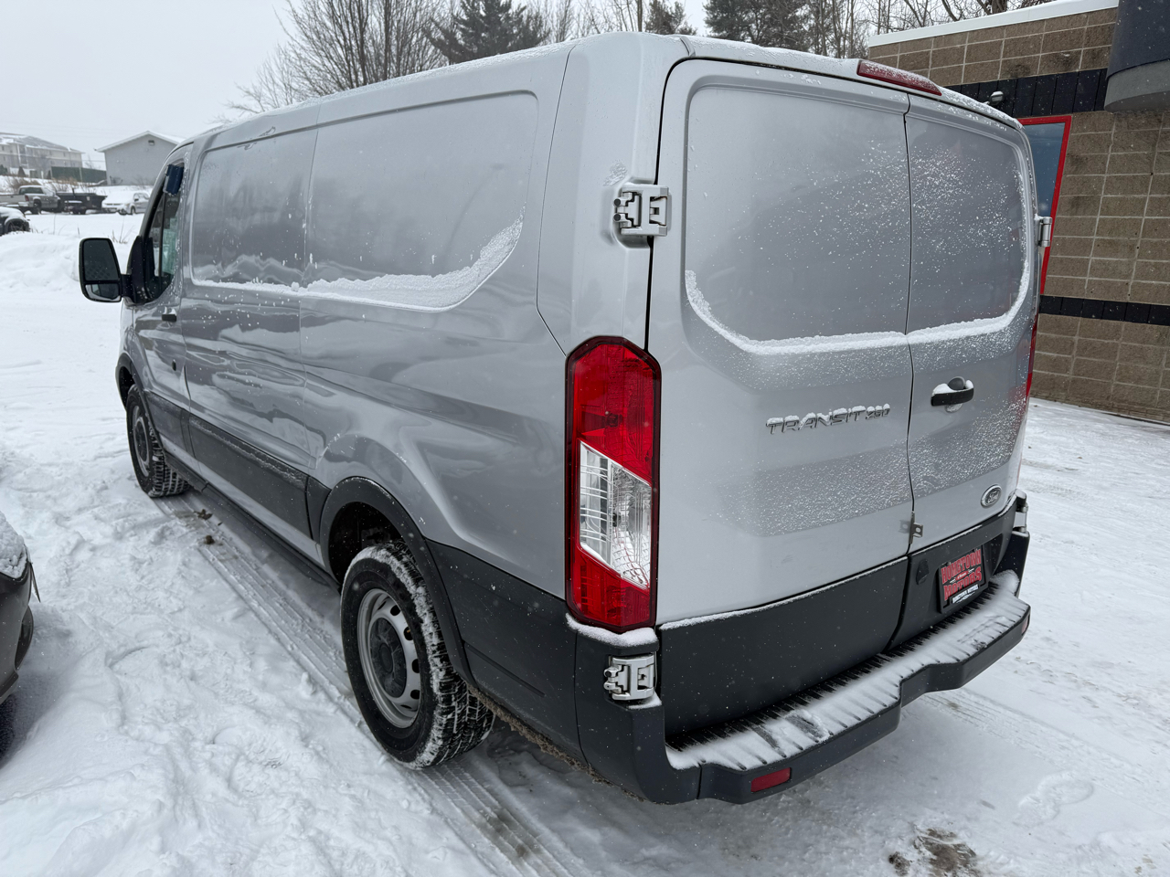 Ford Transit 250 Van Low Roof w/Sliding Pass. 130-in. WB 2017