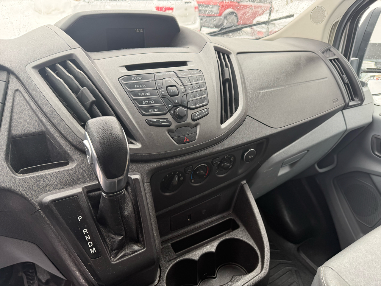 Ford Transit 250 Van Low Roof w/Sliding Pass. 130-in. WB 2017