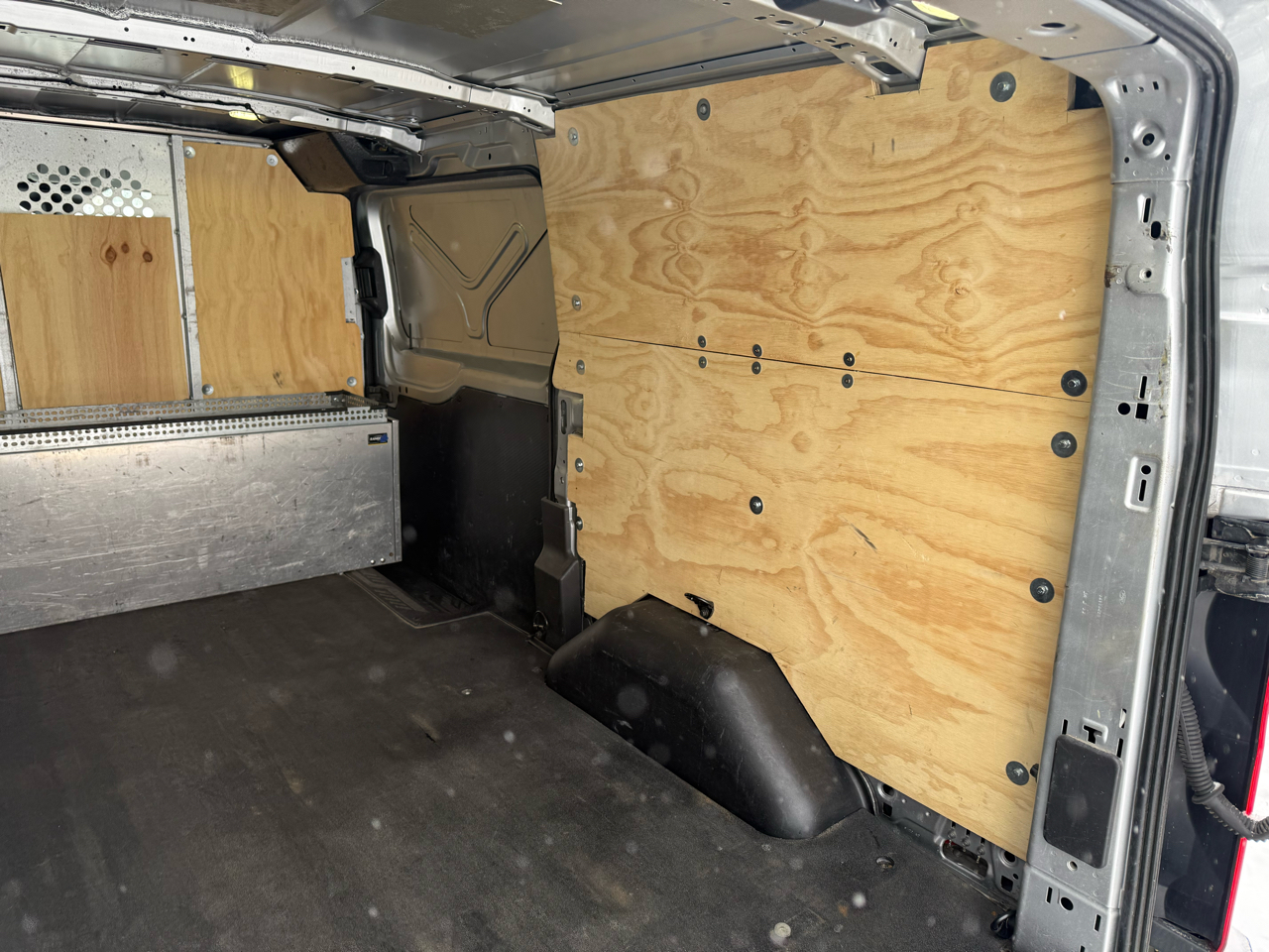 Ford Transit 250 Van Low Roof w/Sliding Pass. 130-in. WB 2017