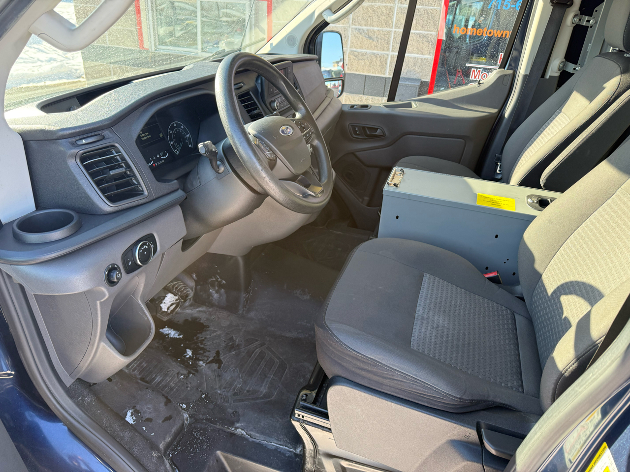 Ford Transit 250 Van Low Roof w/Sliding Pass. 130-in. WB 2020