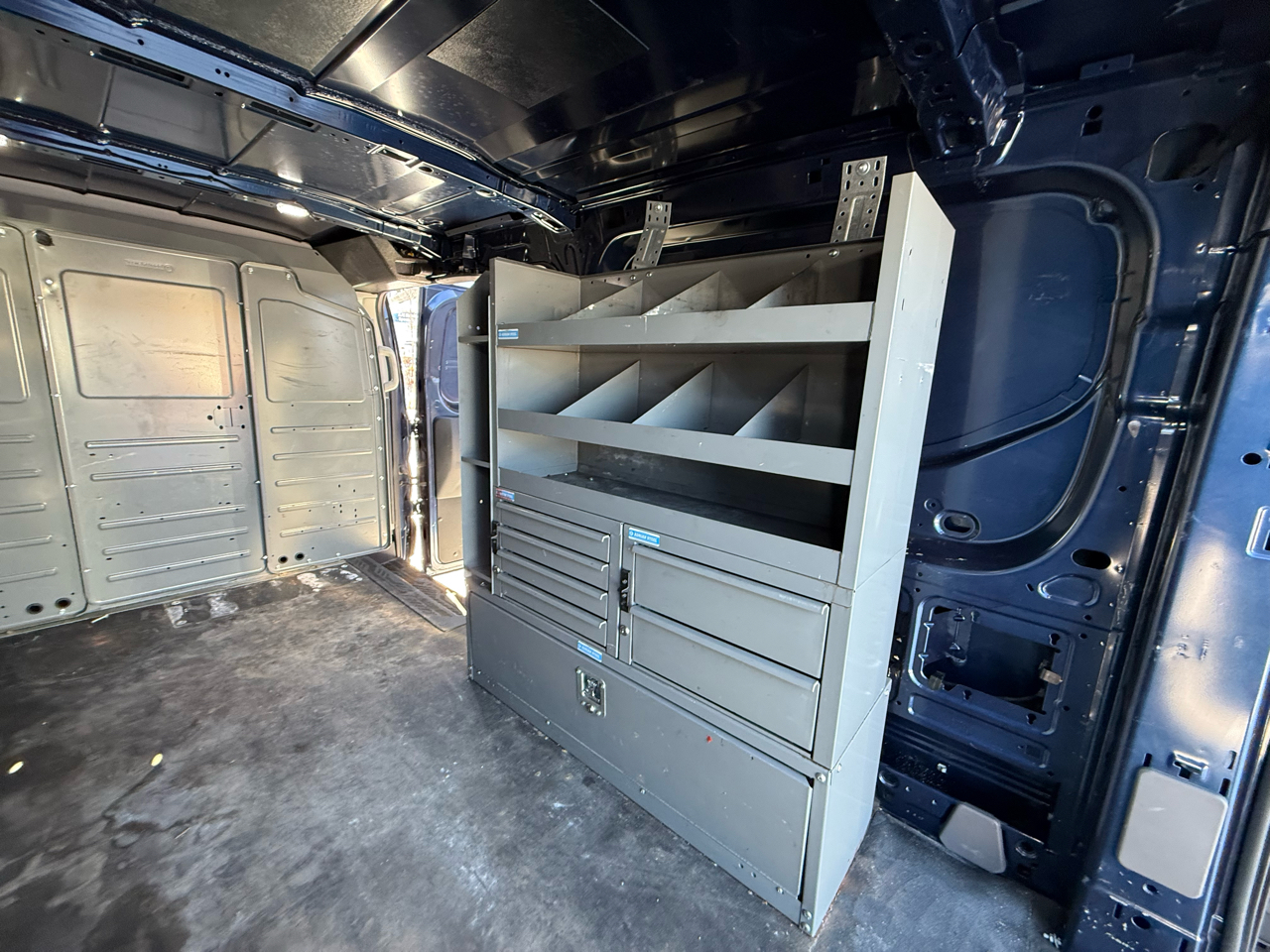 Ford Transit 250 Van Low Roof w/Sliding Pass. 130-in. WB 2020