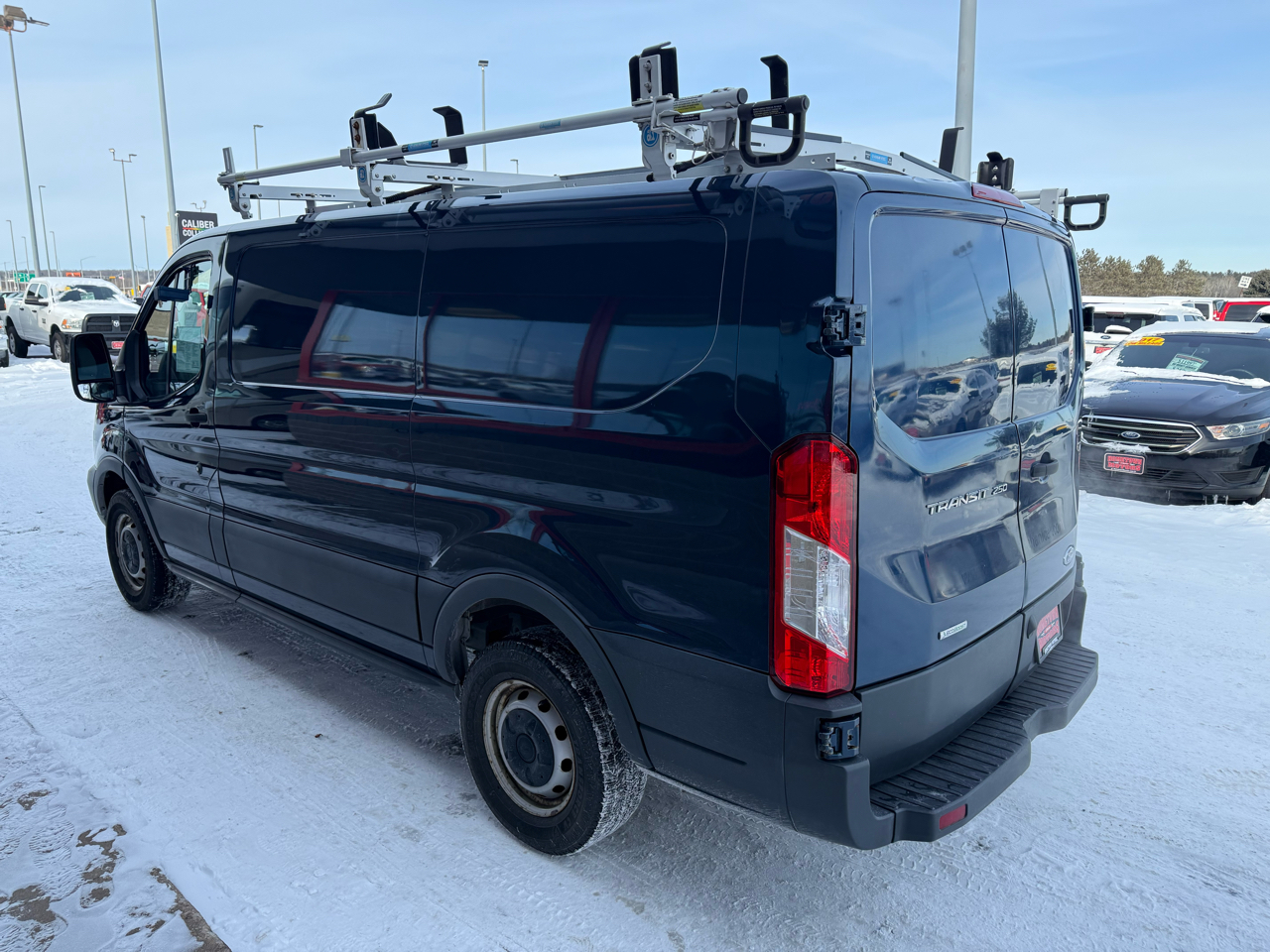 Ford Transit 250 Van Low Roof 60/40 Pass.130-in. WB 2017