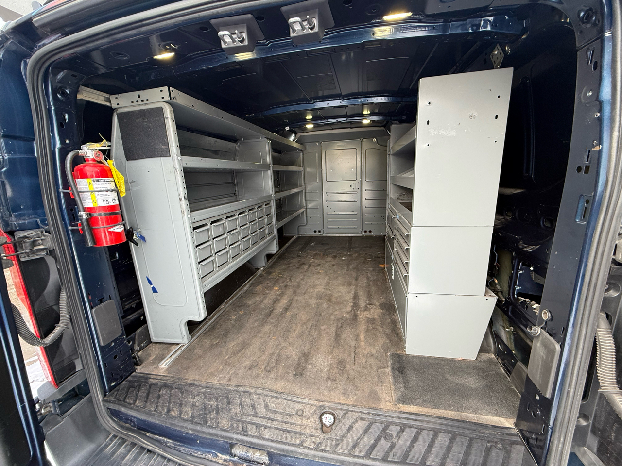 Ford Transit 250 Van Low Roof 60/40 Pass.130-in. WB 2017