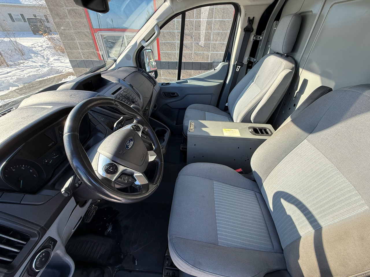 Ford Transit 250 Van Low Roof 60/40 Pass.130-in. WB 2019